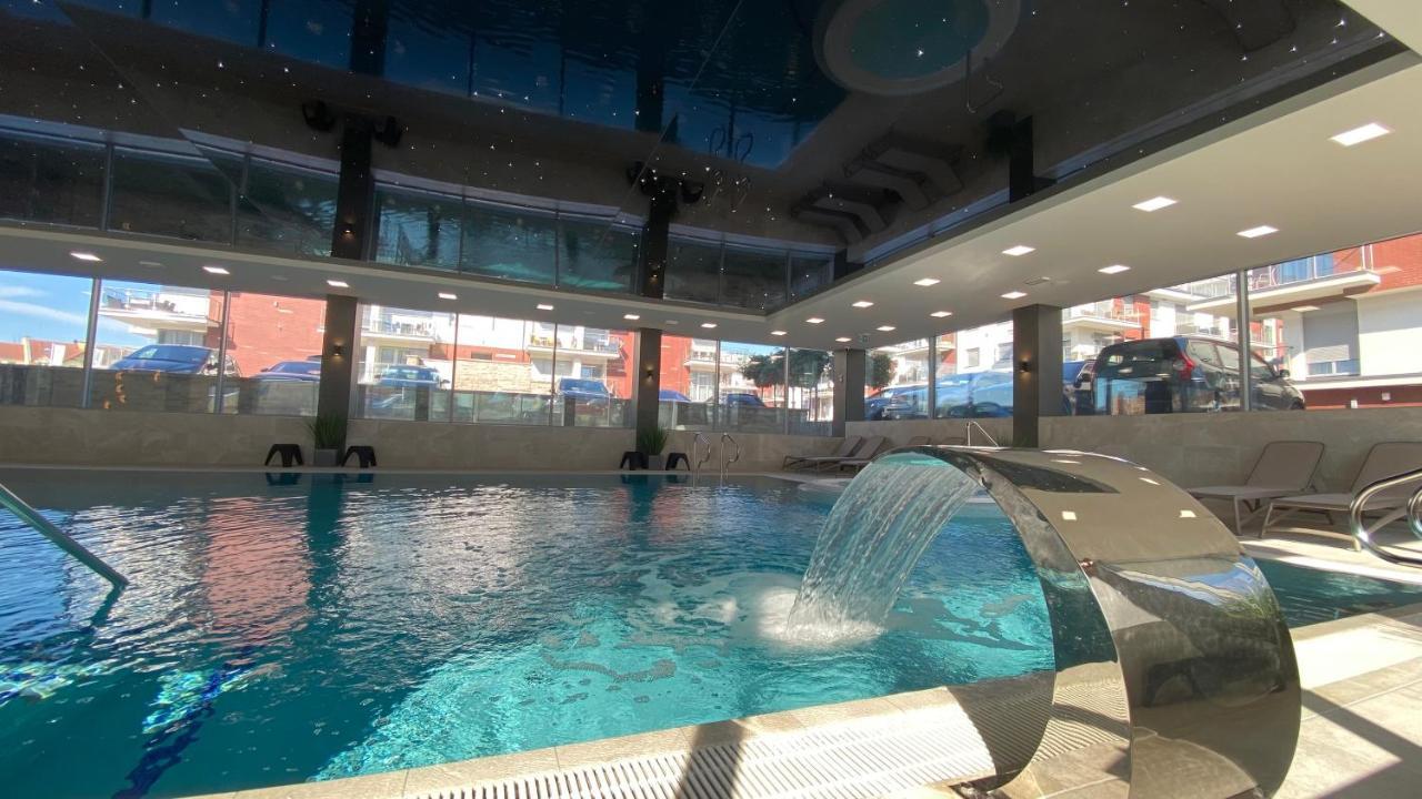 Apartament Magma Z Basenem Morska Klifowa Rewal Extérieur photo